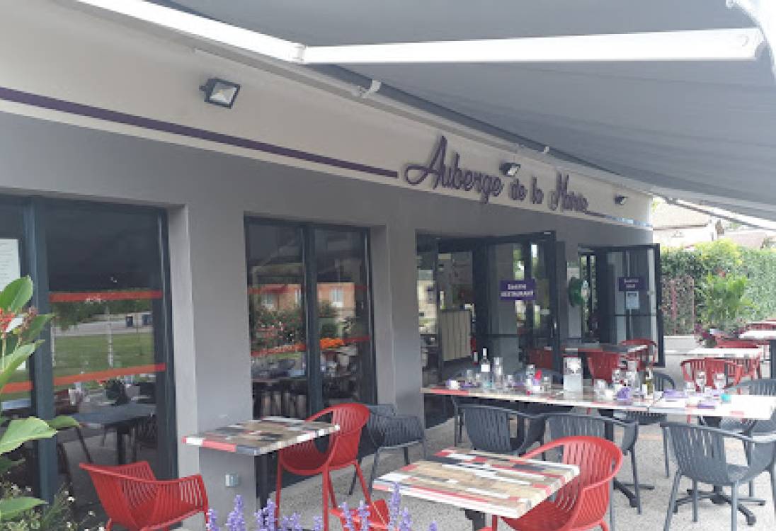 Repas De Groupe Auberge De La Mairie Restaurant Chavaroux